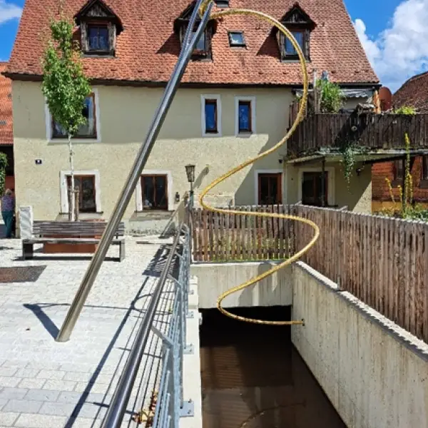 Wer Schwabach mit der „Nadel mit goldenem Faden“ nicht kennt, hat im Leben etwas verpennt (2x gedruckt)